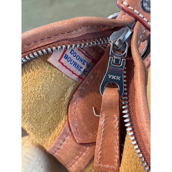 Dooney & Bourke Tan & Brown Leather Shoulder Bag Adjustable Strap All Weather Le - Picture 8 of 9